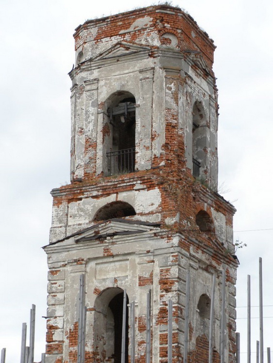 Церковь Николая Чудотворца в Русинове, Ермолино (Боровский район, Калужская область). архитектурные детали, Верхние  ярусы  колокольни