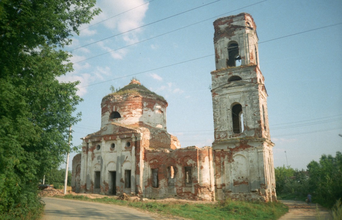 Ермолино. Церковь Николая Чудотворца в Русинове. фасады