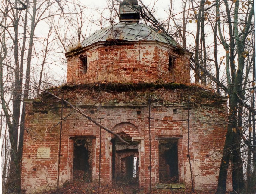 Удино. Церковь Покрова Пресвятой Богородицы. фасады