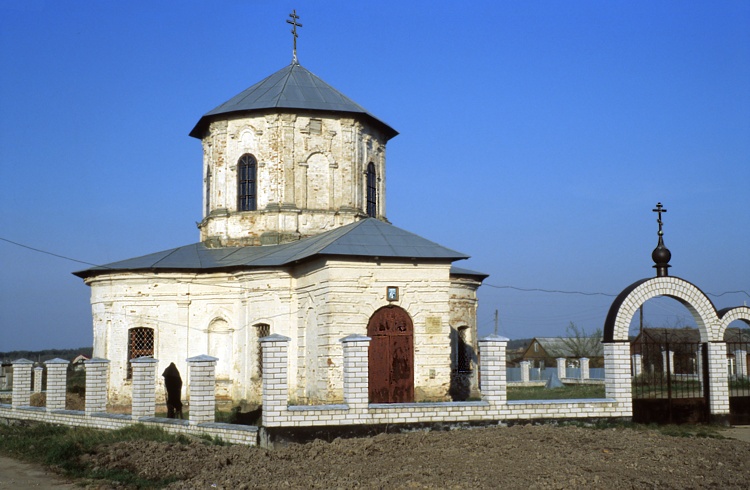 Церковь Николая Чудотворца, Будённовец (Даниловское) (Дмитровский городской округ, Московская область). фасады