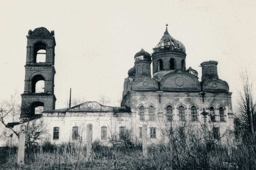 Церковь Троицы Живоначальной, Внуково (Дмитровский городской округ, Московская область). фасады