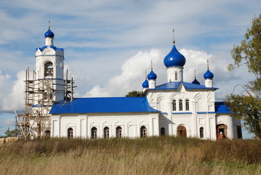 Большелучинское. Церковь Рождества Пресвятой Богородицы. фасады, южный фасад