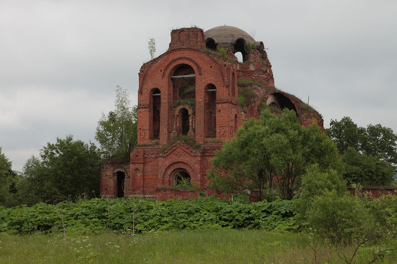 Космачево. Церковь Покрова Пресвятой Богородицы. фасады