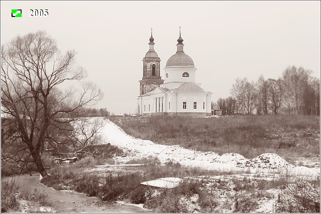 Церковь Казанской иконы Божией Матери, Завалино (Кольчугинский район, Владимирская область). художественные фотографии, Общий вид с юго-востока