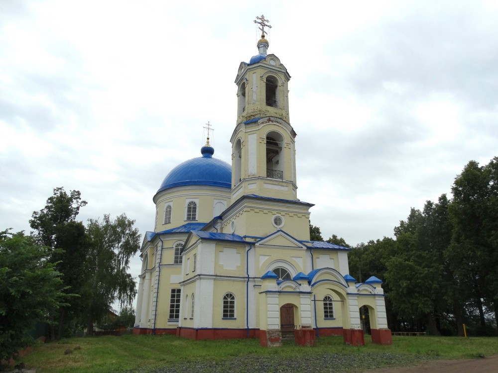 Церковь Успения Пресвятой Богородицы, Яромаска (Сарапульский район и г. Сарапул, Республика Удмуртия). фасады