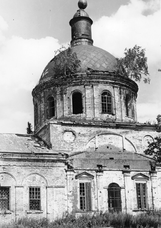 Галаново. Церковь Вознесения Господня. фасады, фотоснимок сделан с фотографии 1972 года