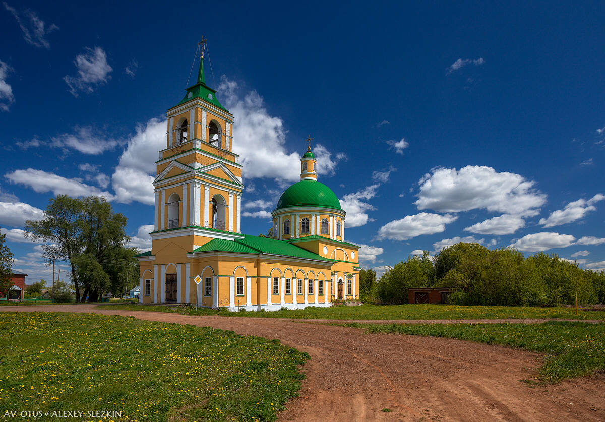 Церковь Вознесения Господня, Галаново (Каракулинский район, Республика Удмуртия). общий вид в ландшафте