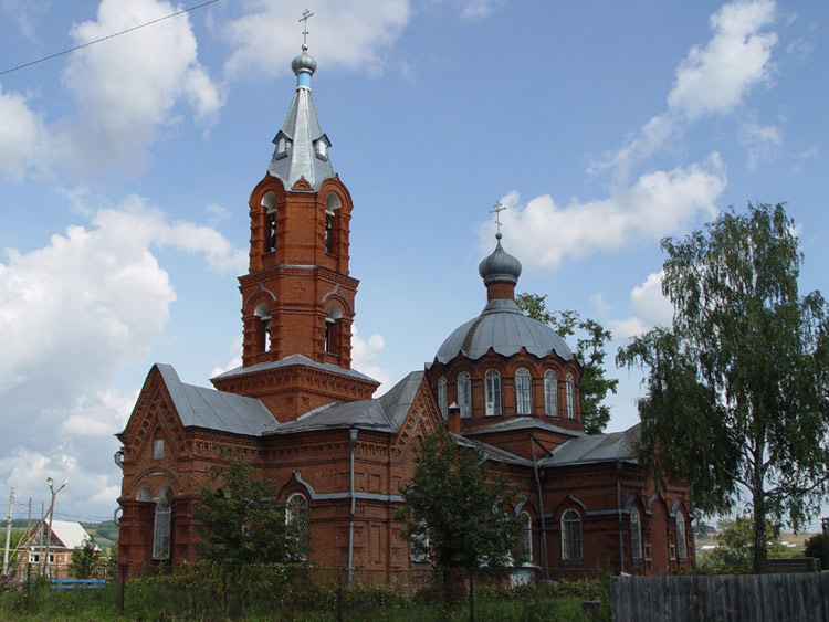 Июльское. Церковь Покрова Пресвятой Богородицы. фасады