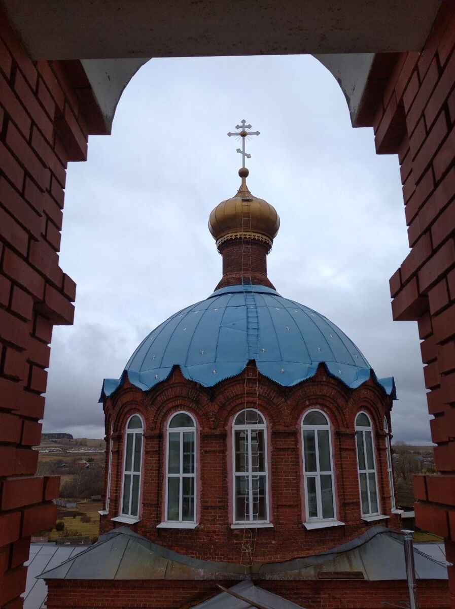 Церковь Покрова Пресвятой Богородицы, Июльское (Воткинский район и г. Воткинск, Республика Удмуртия). архитектурные детали