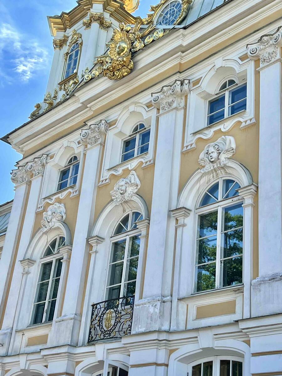 Церковь Петра и Павла, Петергоф (Санкт-Петербург, Петродворцовый район, г. Санкт-Петербург). архитектурные детали