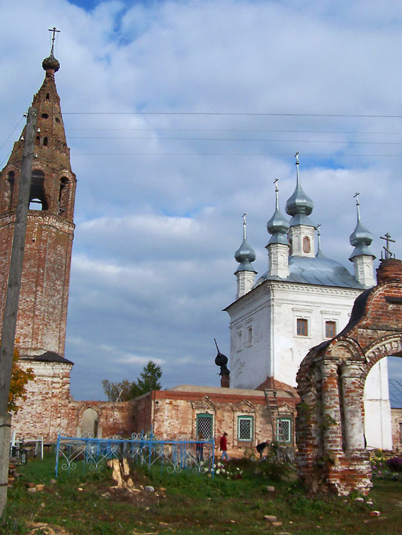 Церковь Иоанна Богослова, Дружба (Судиславский район, Костромская область). фасады