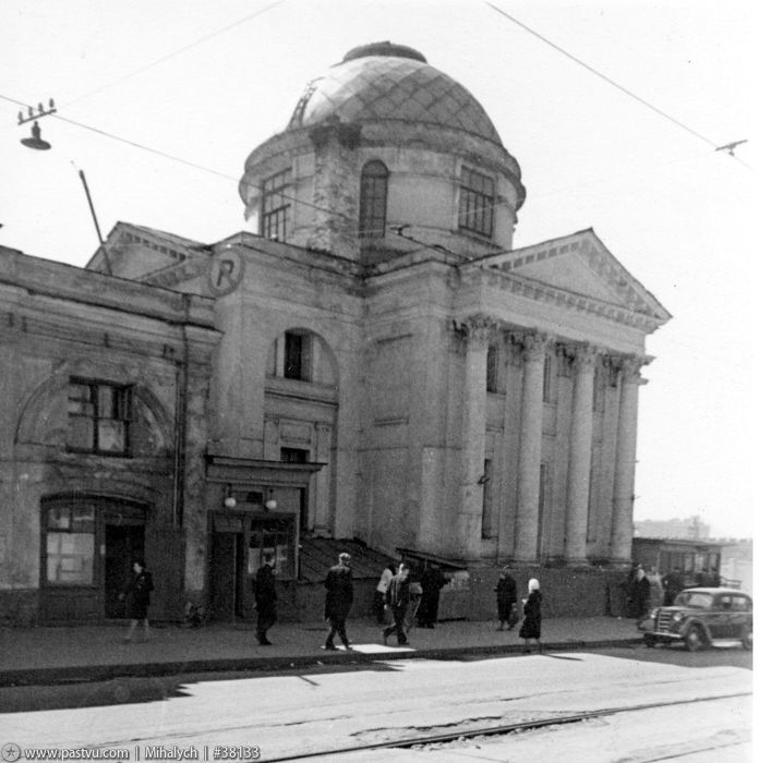 Церковь Варвары великомученицы на Варварке, Тверской (Центральный административный округ (ЦАО), г. Москва). архивная фотография,  Фото с сайта pastvu.ru Фото 1940 г.