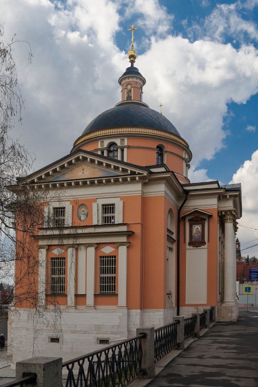 Церковь Варвары великомученицы на Варварке, Тверской (Центральный административный округ (ЦАО), г. Москва). фасады