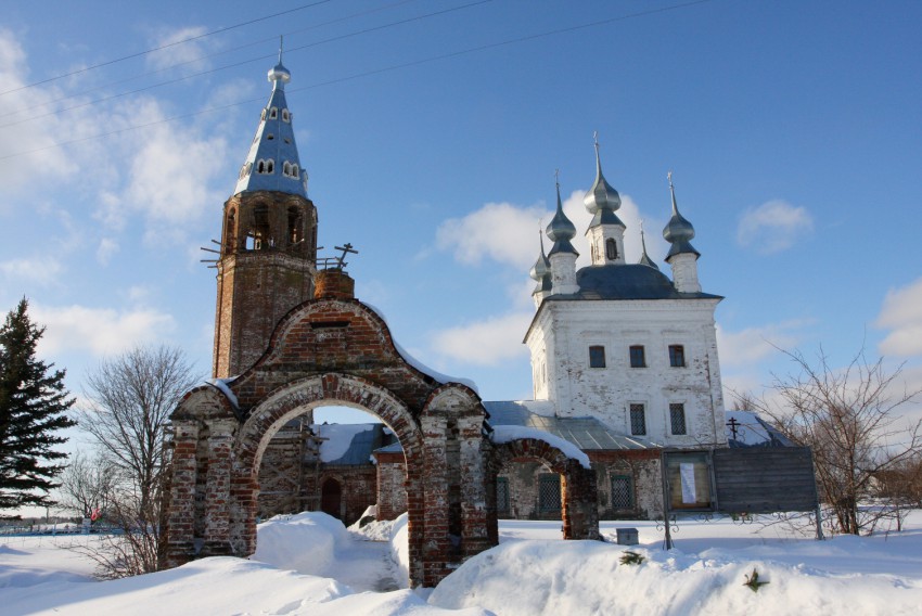 Дружба. Церковь Иоанна Богослова. фасады