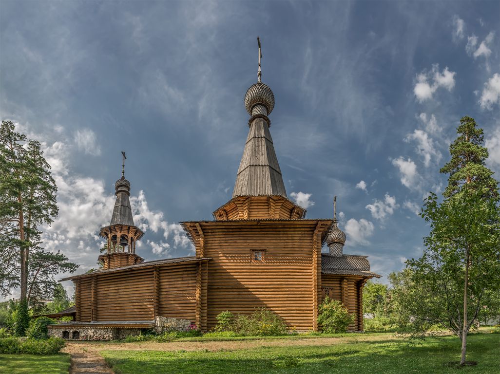 Прибрежный. Церковь Новомучеников и исповедников Церкви Русской. фасады