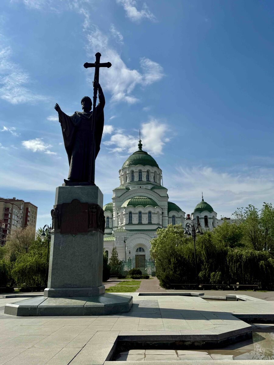 Собор Владимира равноапостольного, Астрахань (Астрахань, город, Астраханская область). дополнительная информация