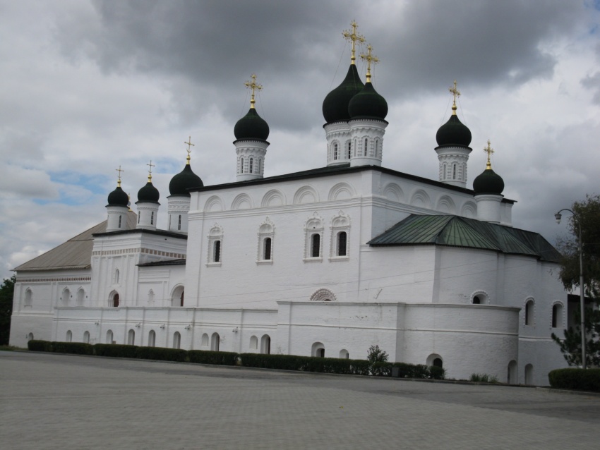 Астрахань. Кремль. Троицкий монастырь. фасады