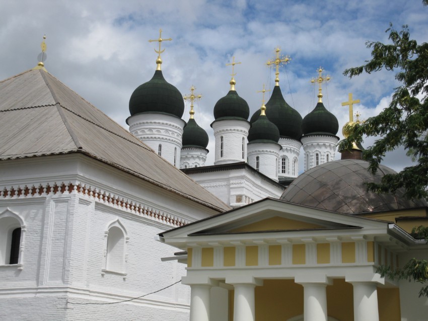 Астрахань. Кремль. Троицкий монастырь. архитектурные детали