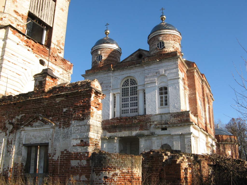 Церковь Воскресения Христова, Рощино (Петушинский район, Владимирская область). архитектурные детали, Церковь Воскресения Христова в Рощине (бывш. Матренино)