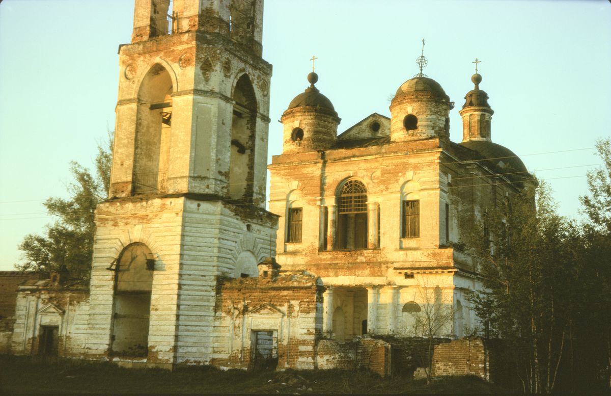 фасады. Церковь Воскресения Христова, Рощино (Петушинский район, Владимирская область)