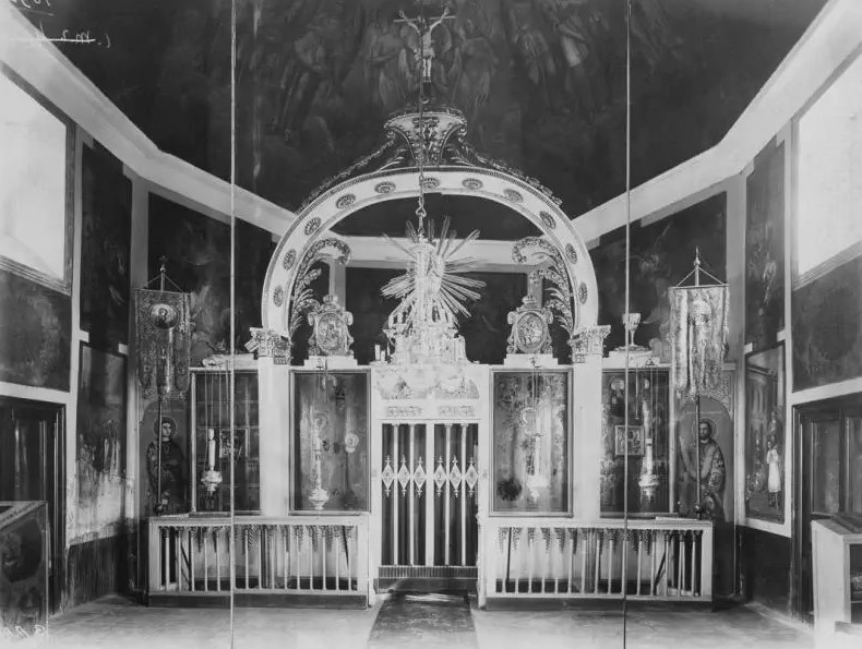 Церковь Николая Чудотворца, Черкутино (Собинский район, Владимирская область). архивная фотография, Иконостас храма. Фото 1900-1905 гг. Фотограф: Иван Николаевич Александров. С сайта: http://goskatalog.ru/portal/#/collections?id=14207303