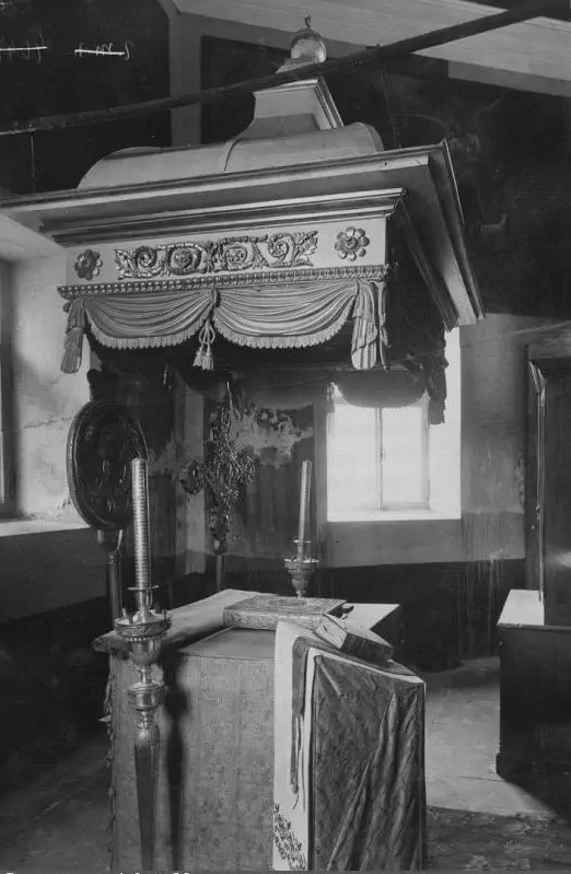 Церковь Николая Чудотворца, Черкутино (Собинский район, Владимирская область). архивная фотография, Церковь Николая Чудотворца. Интерьер. Алтарная часть. Фото 1900-1905 гг. Фотограф: Иван Николаевич Александров. С сайта: http://goskatalog.ru/portal/#/collections?id=14207021