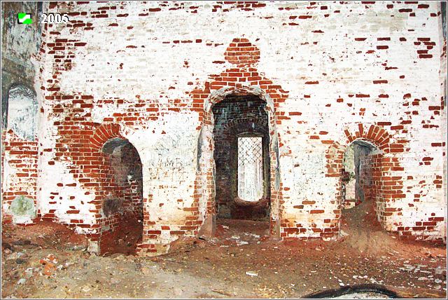 Церковь Покрова Пресвятой Богородицы, Княжская (Ковровский район и г. Ковров, Владимирская область). интерьер и убранство, Основной объем в интерьере