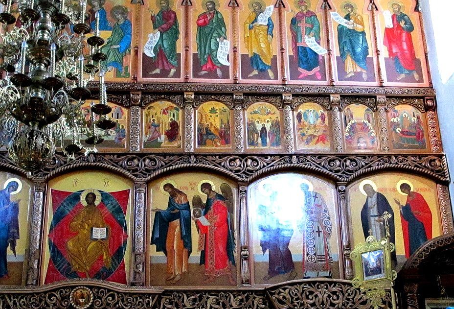 Церковь Корсунской иконы Божией Матери, Углич (Угличский район, Ярославская область). интерьер и убранство, Корсунской иконы Божией матери церковь в Угличе. Фрагмент правой части иконостаса.