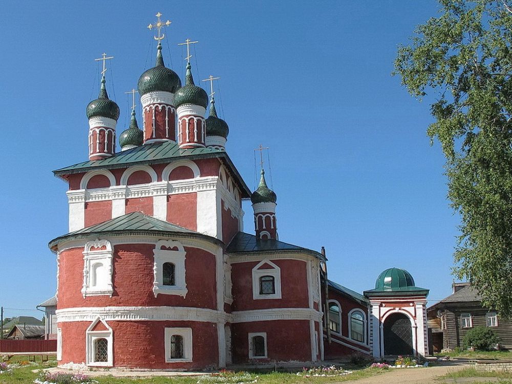 Богоявленский монастырь. Церковь Смоленской иконы Божией Матери, Углич (Угличский район, Ярославская область). фасады, Общий вид с восточной стороны.