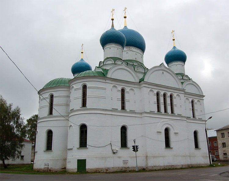 Углич богоявленский собор