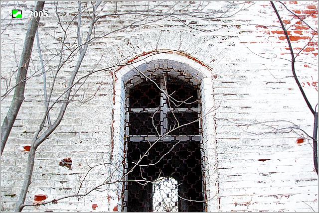 Алачино. Церковь Николая Чудотворца. архитектурные детали, Типовое окно южного фасада