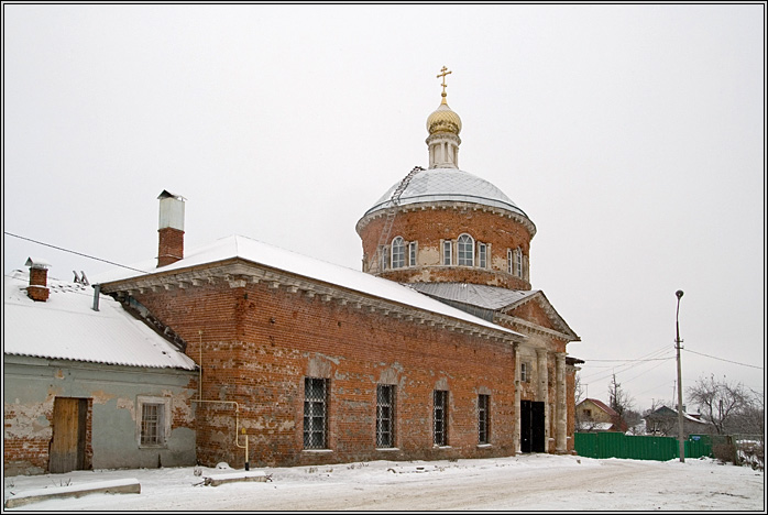 Кашира. Церковь Троицы Живоначальной. фасады