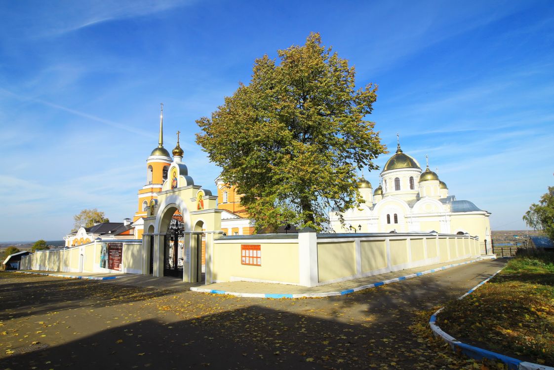 Никитский Каширский монастырь, Кашира (Каширский городской округ, Московская область). общий вид в ландшафте