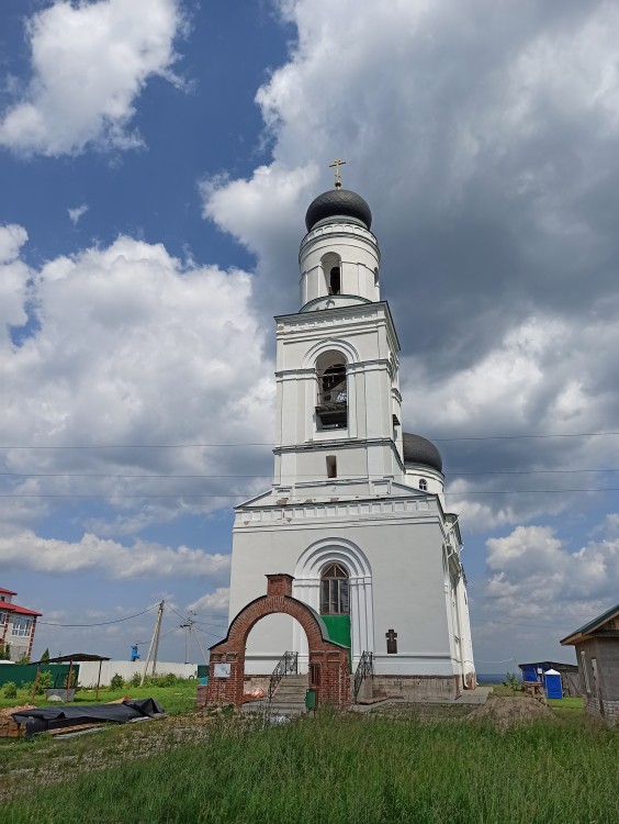 Церковь Преображения Господня, Кадницы (Кстовский район, Нижегородская область). фасады