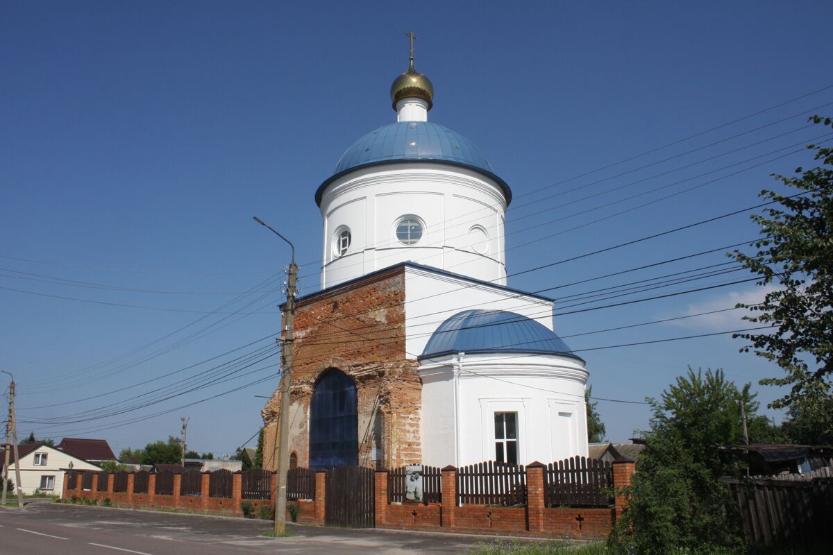 Церковь Успения Пресвятой Богородицы, Карачев (Карачевский район, Брянская область). фасады