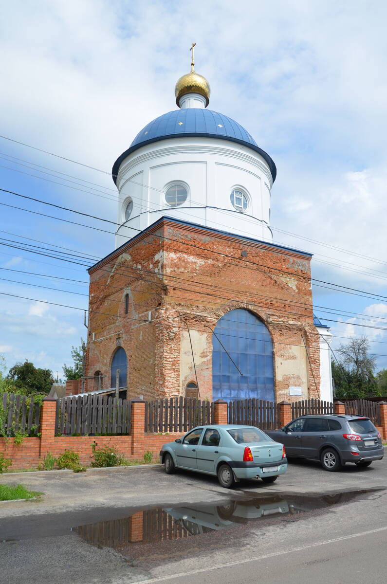 Церковь Успения Пресвятой Богородицы, Карачев (Карачевский район, Брянская область). фасады