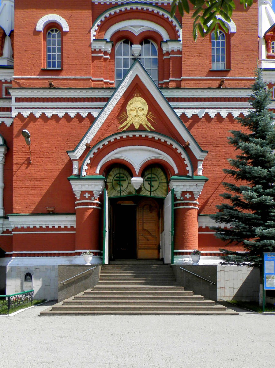 Церковь Вознесения Господня, Пермь (Пермь, город, Пермский край). архитектурные детали, Входной портал