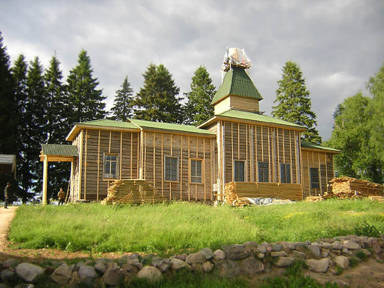 Церковь Покрова Пресвятой Богородицы, Аверкиевская (Чикозерский погост) (Подпорожский район, Ленинградская область). документальные фотографии