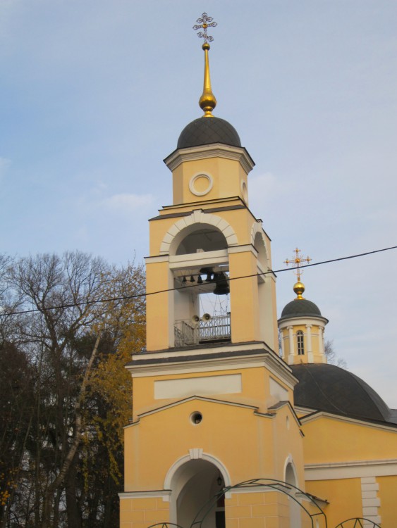 Левобережный. Церковь Космы и Дамиана в Космодемьянском. фасады