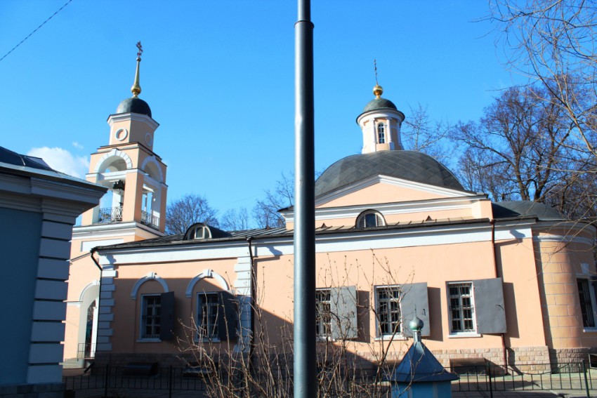 Левобережный. Церковь Космы и Дамиана в Космодемьянском. фасады, Вид с юга