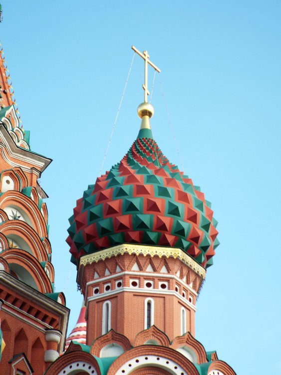 Собор Покрова Пресвятой Богородицы на Рву, Тверской (Центральный административный округ (ЦАО), г. Москва). архитектурные детали, Северо-восточная боковая главка.