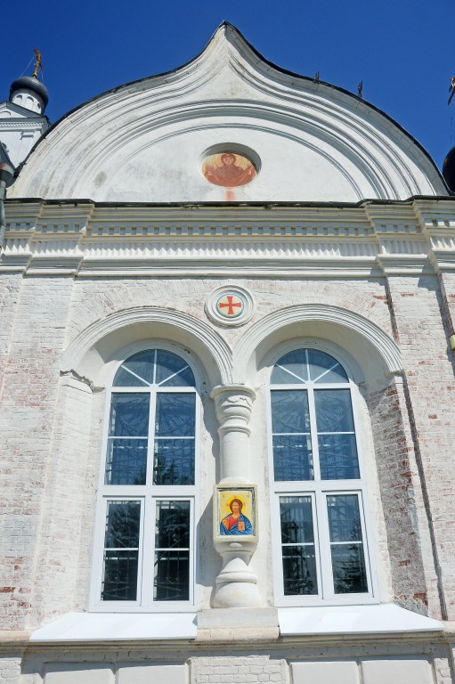 Церковь Воздвижения Креста Господня, Свердлово (Конаковский район, Тверская область). архитектурные детали