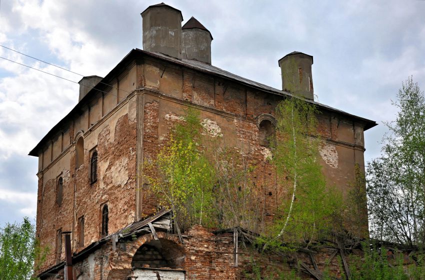 Церковь Воздвижения Креста Господня, Серпухов (Серпуховский городской округ и гг. Протвино, Пущино, Московская область). фасады