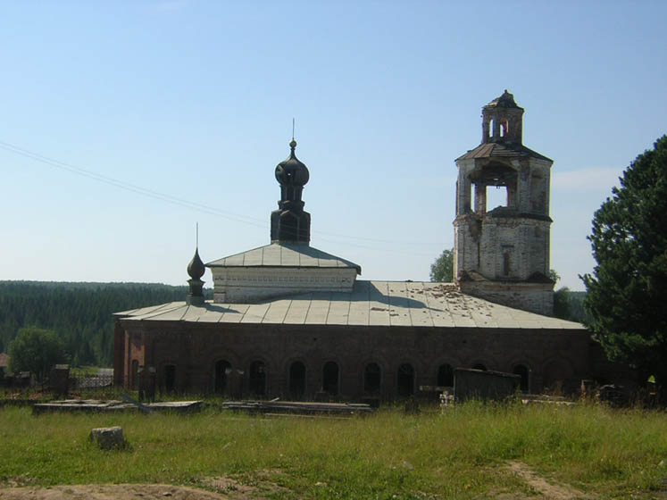 Искор. Церковь Рождества Христова. фасады