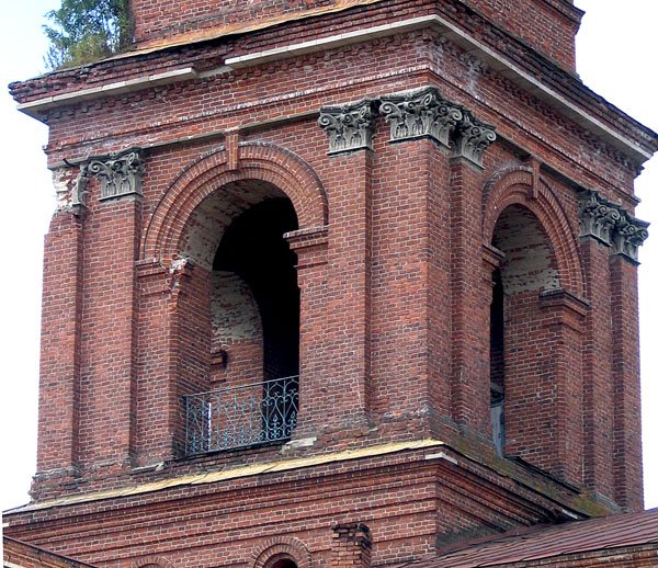 Церковь Троицы Живоначальной, Вильгорт (Чердынский район, Пермский край). архитектурные детали