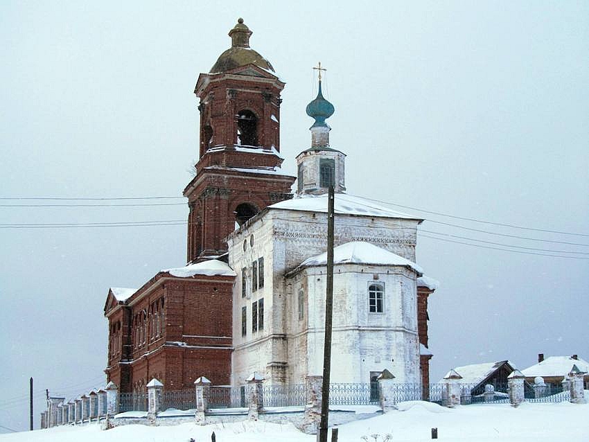Вильгорт. Церковь Троицы Живоначальной. фасады, вид с юго-востока