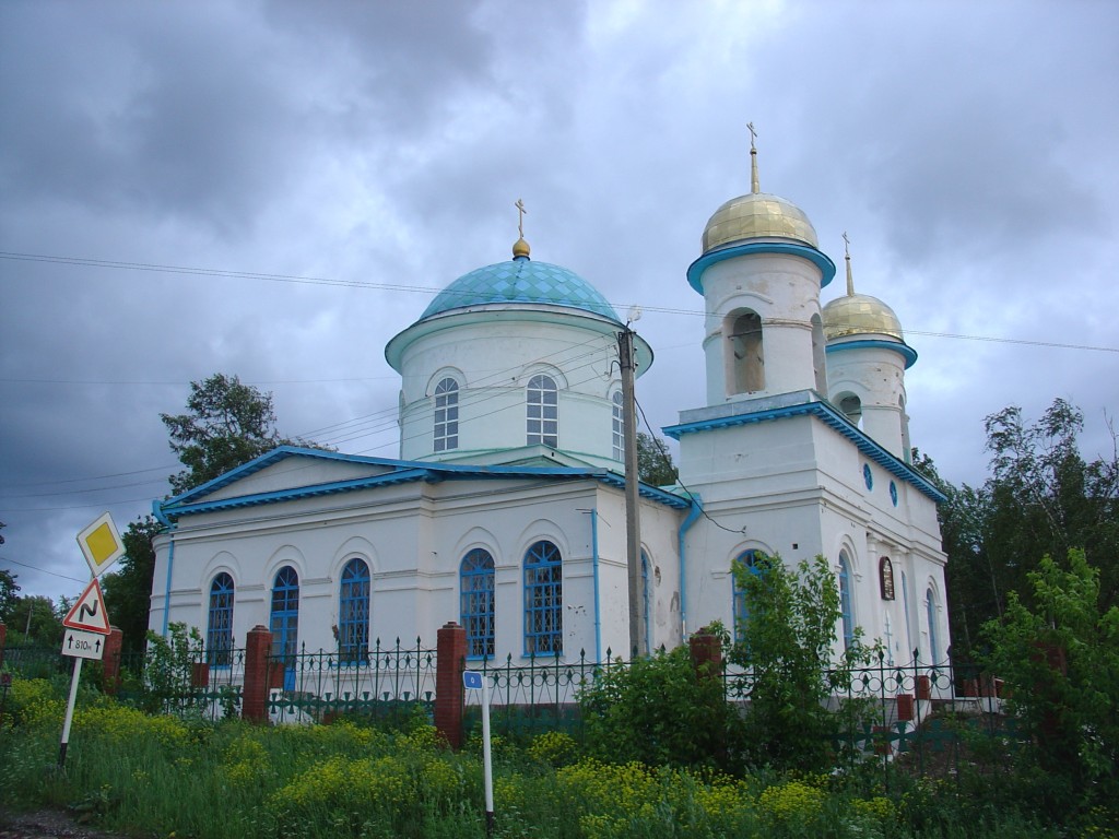 Церковь Троицы Живоначальной, Полазна (Добрянка, город, Пермский край). фасады