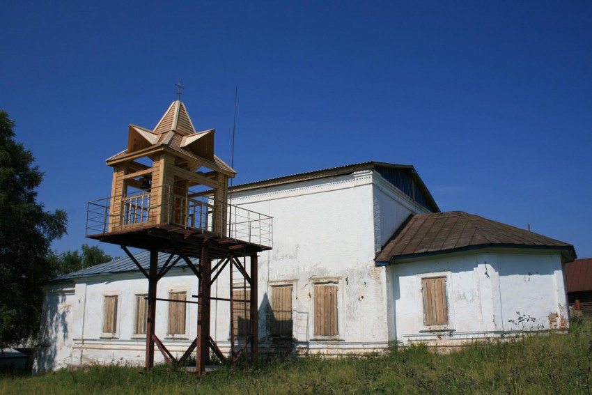 Церковь Богоявления Господня, Ныроб (Чердынский район, Пермский край). фасады