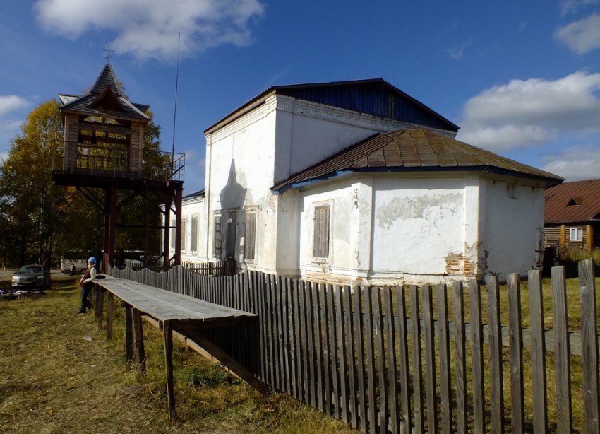 Церковь Богоявления Господня, Ныроб (Чердынский район, Пермский край). фасады
