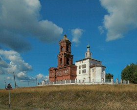 Вильгорт. Церковь Троицы Живоначальной